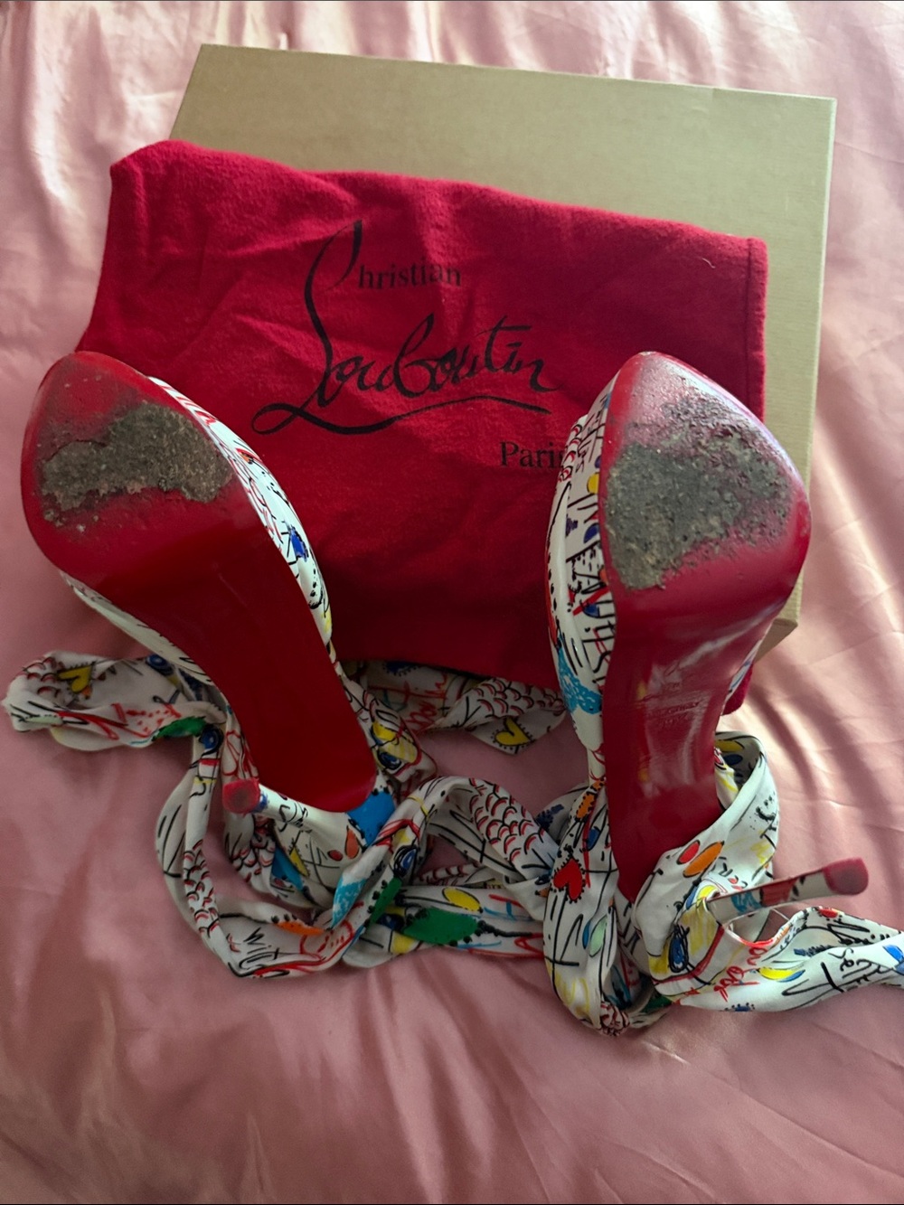 Christian Louboutin White Graffiti Print Wedge Sandals and clutch bag - Picture 9 of 9